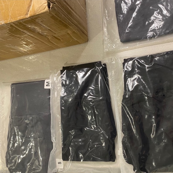 Scrunch butt leggings - Picture 3 of 6